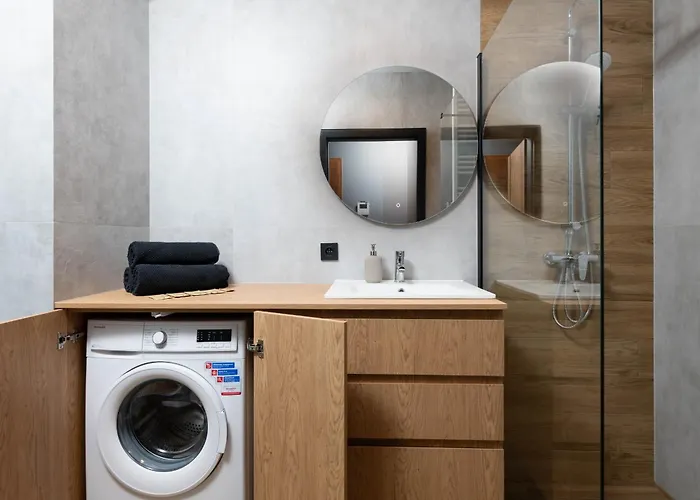 Apartment Spychalskiego - Parking, Balcony - By Rentujemy *